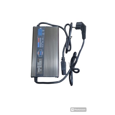 BİX 72V80 AMPER DİJİTAL GÖSTERGELİ ŞARJ ALETİ DEMİR KASALI